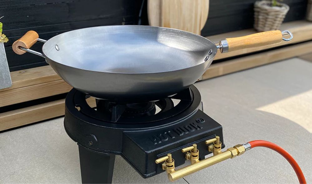 HOT WOK
